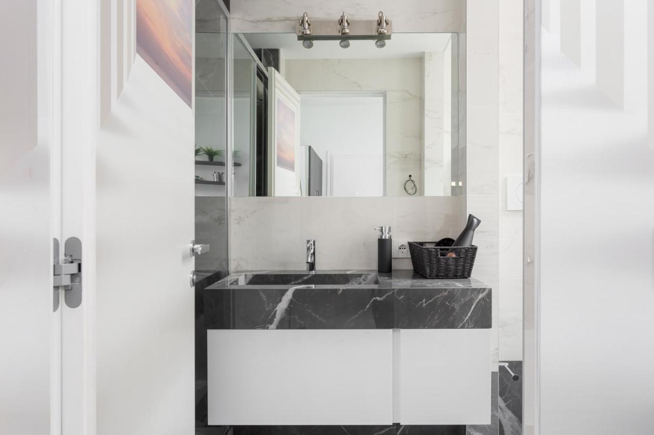 Nest For 2 In Milan Fashion District Via S Cecilia Appartement Buitenkant foto